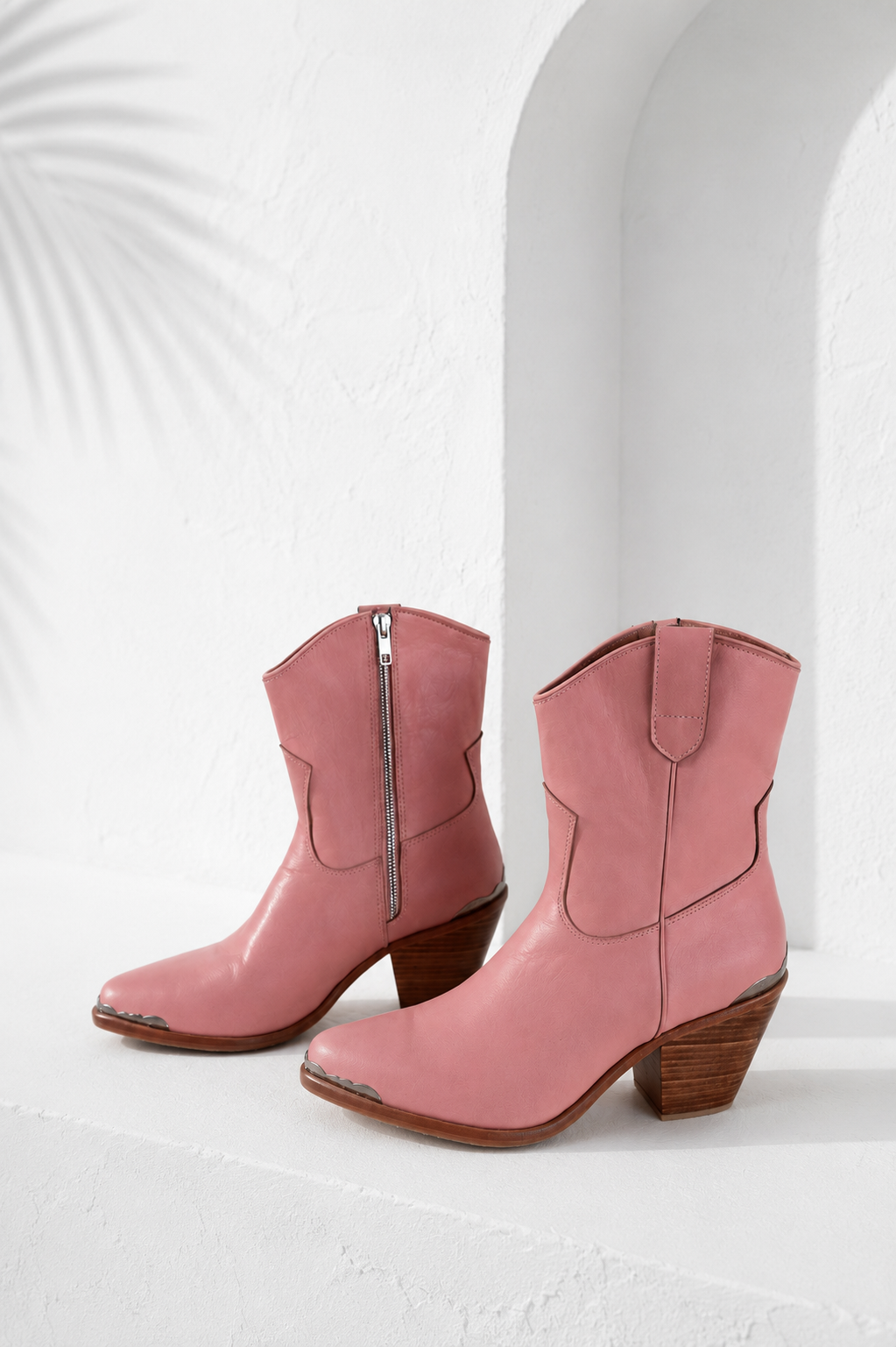 The Sienna Leather Boot