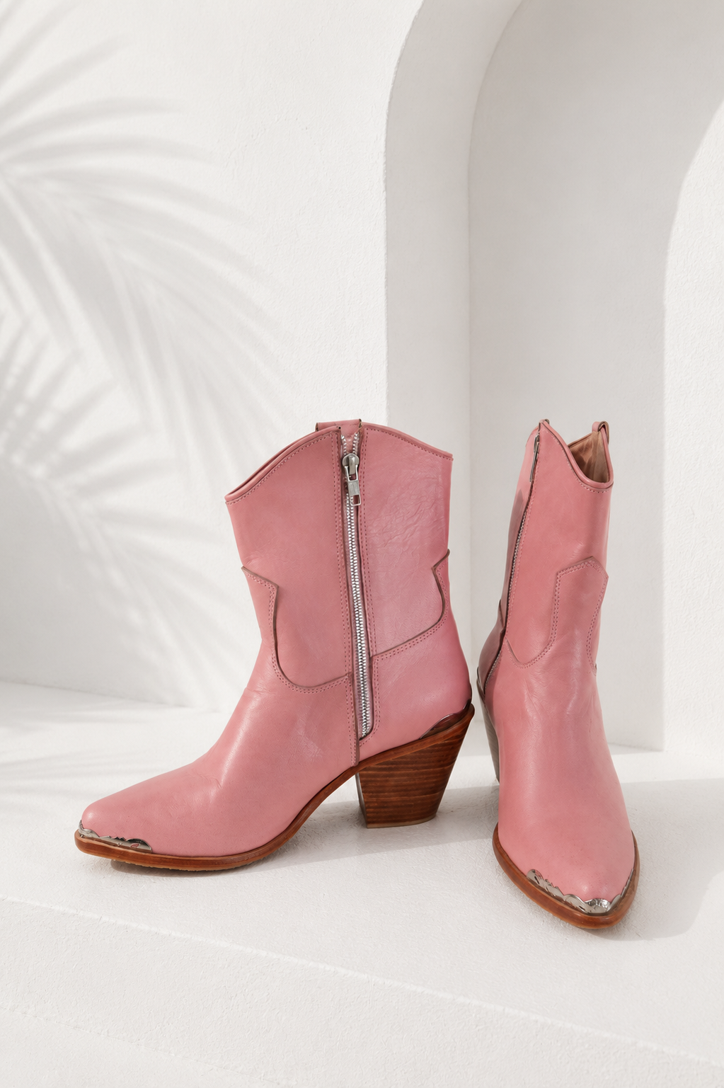 The Sienna Leather Boot
