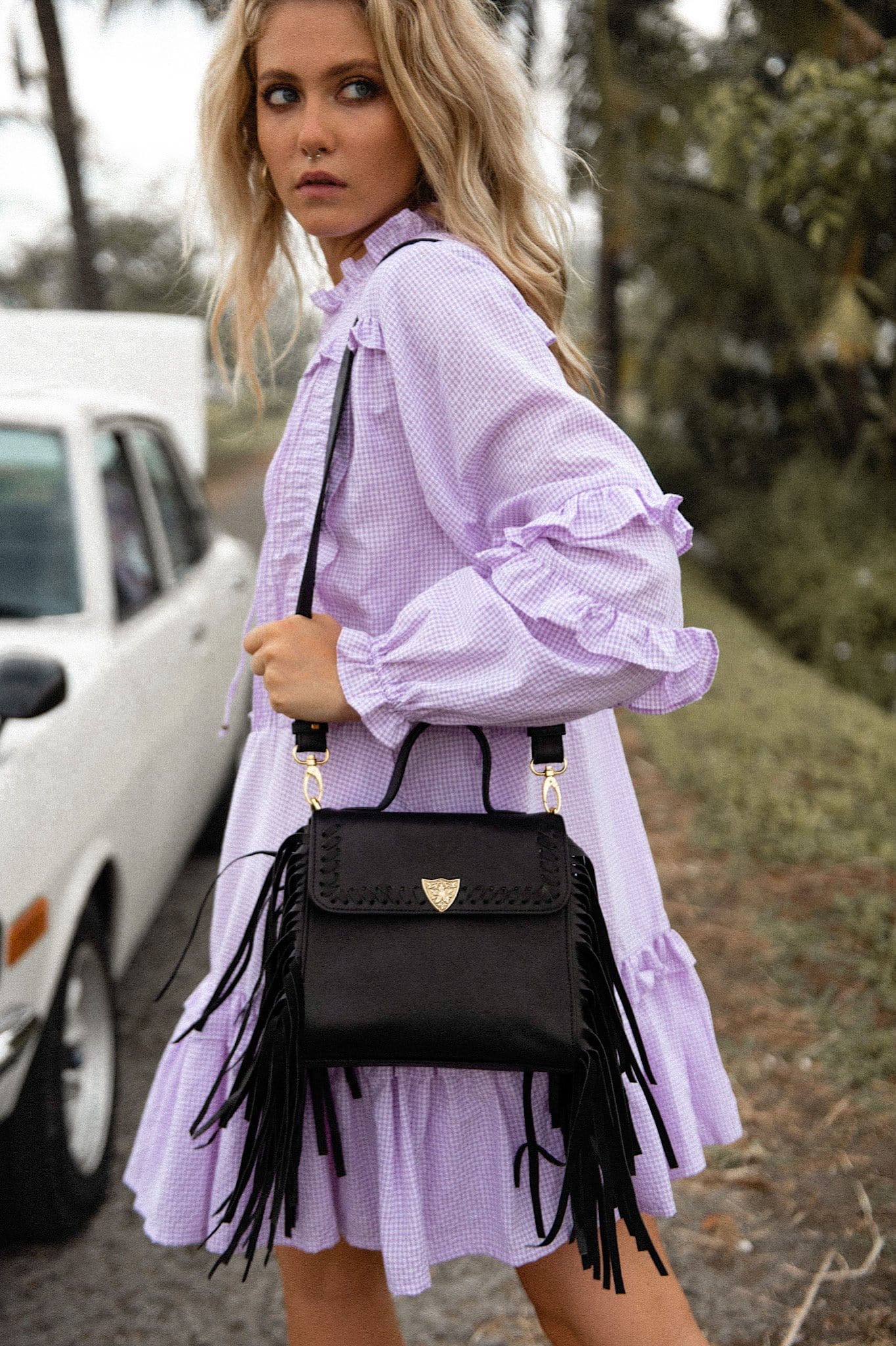 Innerbloom Fringed Bag {black}