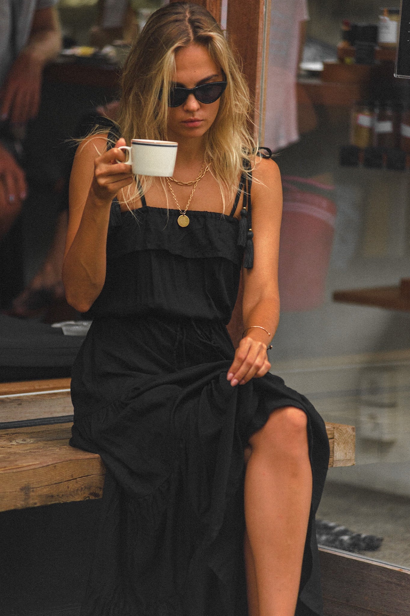 The Floyd Strappy {onyx}