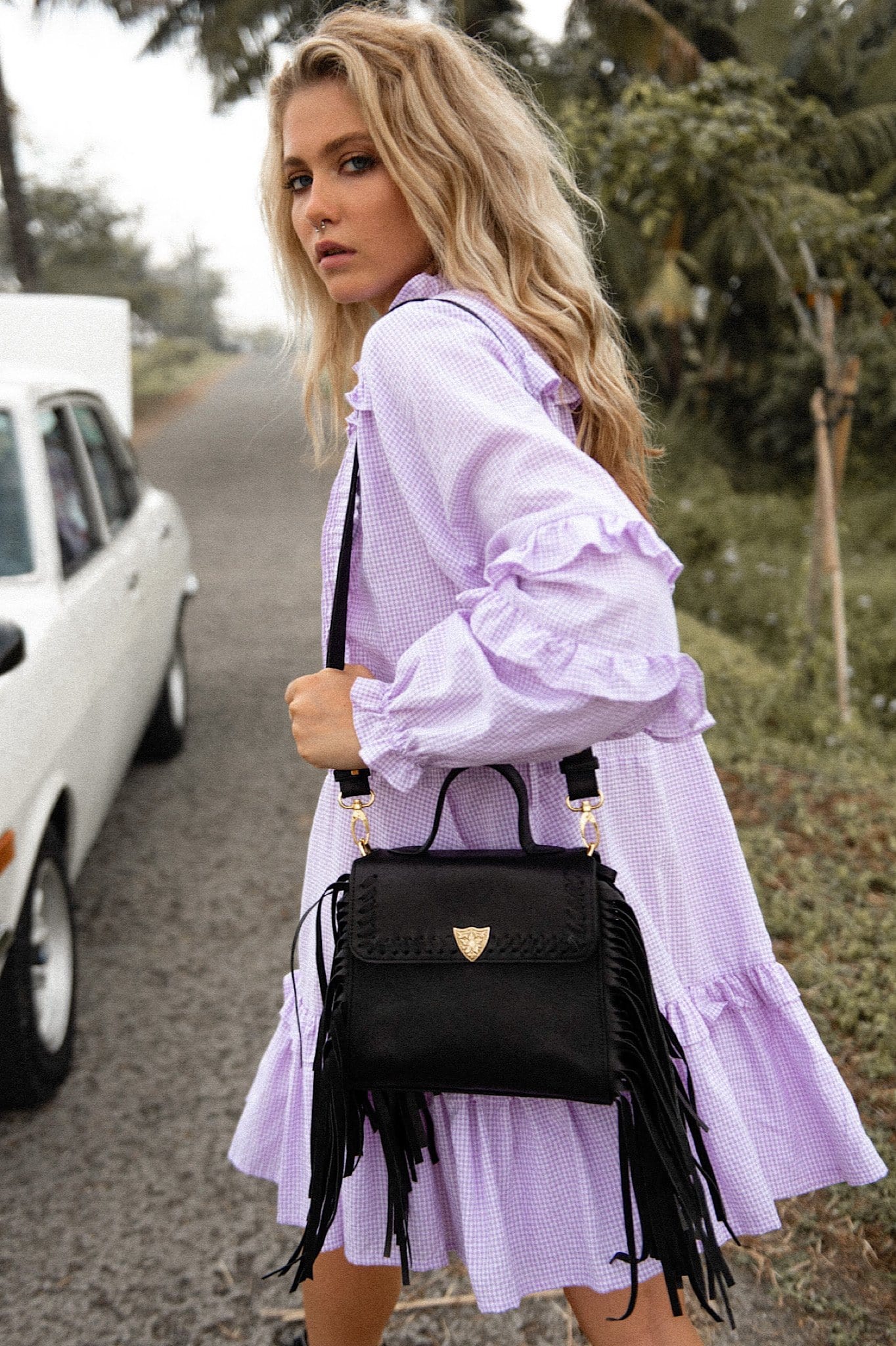 Innerbloom Fringed Bag {black}